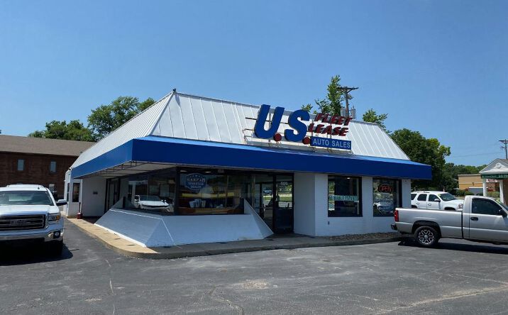 Pictures of Retail property located at 509 NW Hwy 7, Blue Springs, MO 64015 for lease - image #1