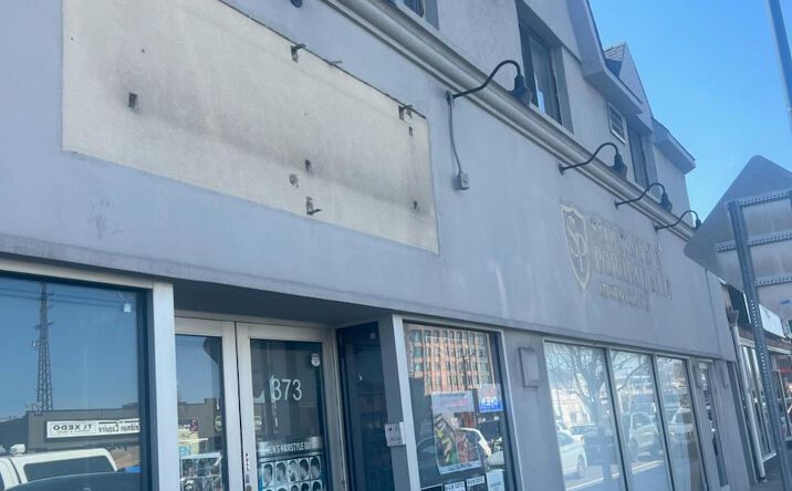 Pictures of Office property located at 371-373 Sunrise Highway, Hempstead, NY 11563 for lease - image #1