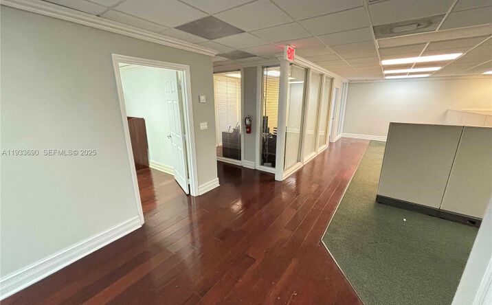 Pictures of Office property located at 2740 E Oakland Park Blvd # 300, Fort Lauderdale, FL 33306 for lease - image #1