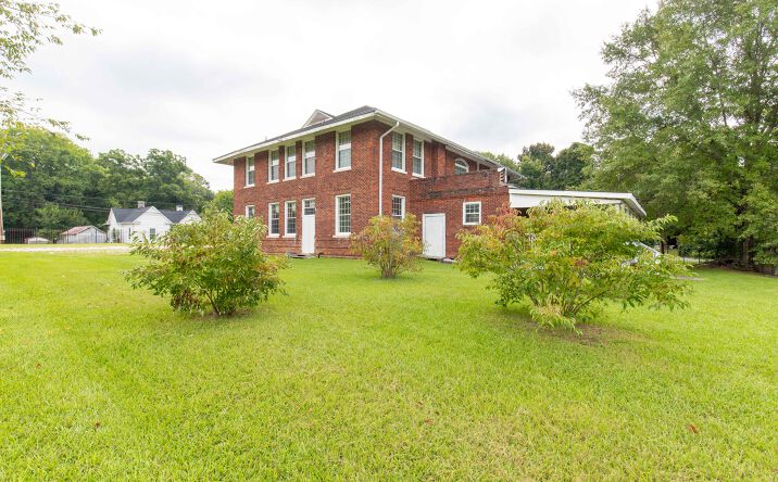 Pictures of Retail, Office, Restaurant property located at 119 College St, Chester, SC 29706 for lease - image #1