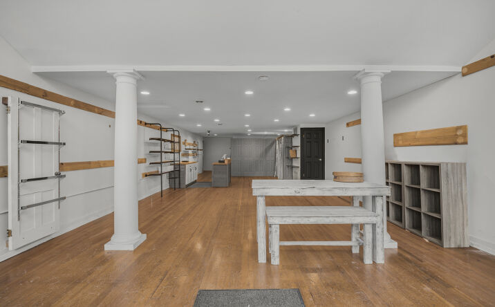 Pictures of Retail, Office property located at 200 Broadway St S, Jordan, MN 55352 for lease - image #1