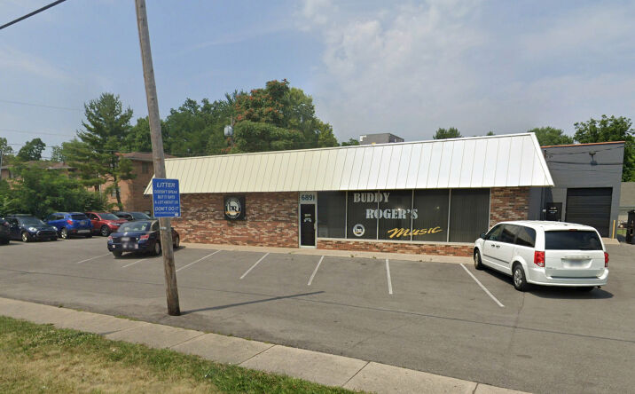 Pictures of Retail, Office, Industrial property located at 6891 Simpson Ave, North College Hill, OH 45239 for lease - image #1