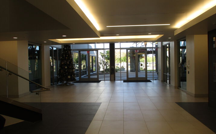Pictures of Office property located at 4100 W Chandler Blvd, Chandler, AZ 85226 for lease - image #1