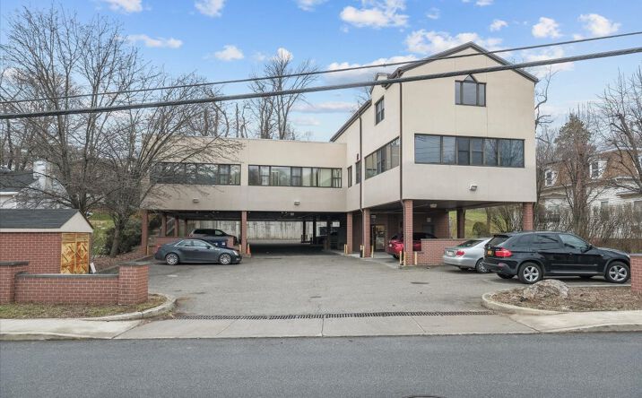 Pictures of Office property located at 8 Revolutionary Rd, Ossining, NY 10562 for lease - image #1