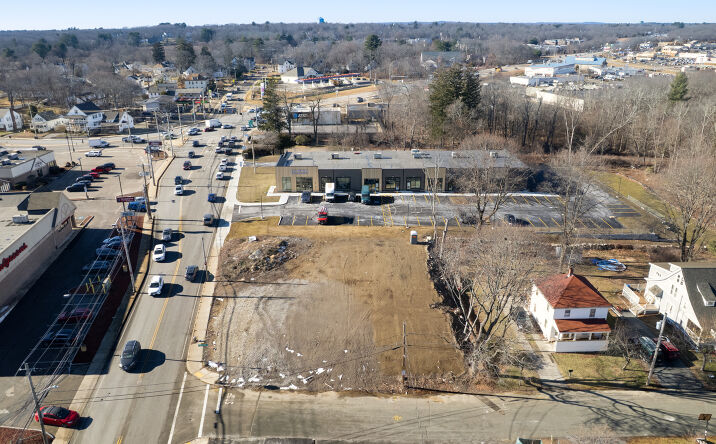 Pictures of Land property located at 609 Pleasant St, Brockton, MA 02301 for lease - image #1