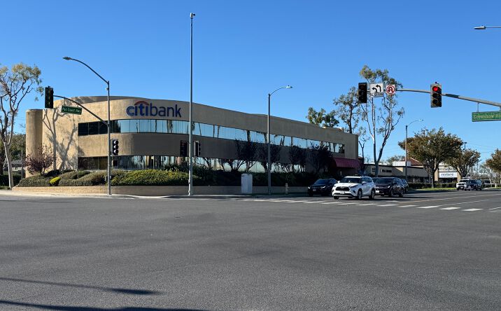 Pictures of Office property located at 2700 Pacific Coast Hwy, Torrance, CA 90505 for lease - image #1
