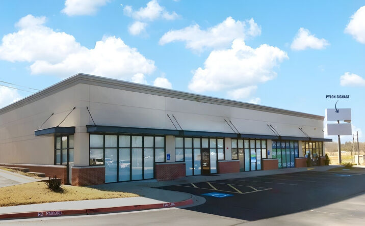 Pictures of Office property located at 507 W Monroe Ave, Lowell, AR 72745 for lease - image #1