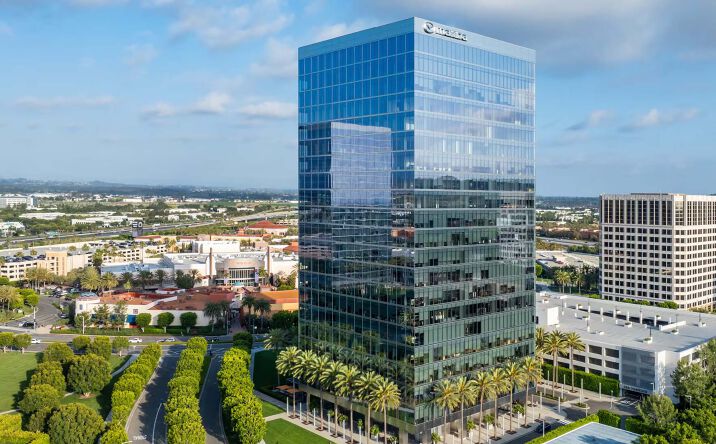 Pictures of Office property located at 200 Spectrum Center Dr, Irvine, CA 92618 for lease - image #1