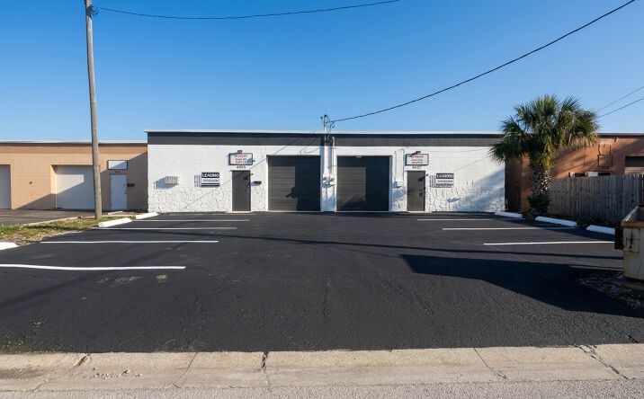 Pictures of Industrial property located at 4059 7th Terrace S, St. Petersburg, FL 33711 for lease - image #1
