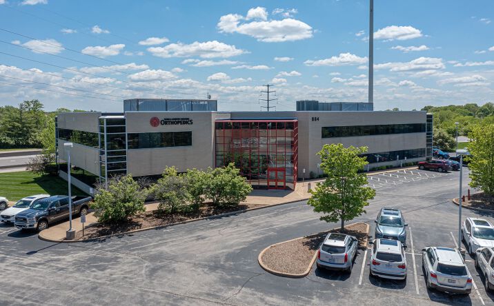 Pictures of Office property located at 884 Woods Mill Rd, Ballwin, MO 63011 for lease - image #1