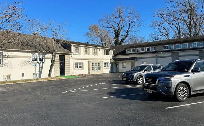 Pictures of Office property located at 1315 Harding Hwy, Buena Vista Township, NJ 08350 for lease - image #1