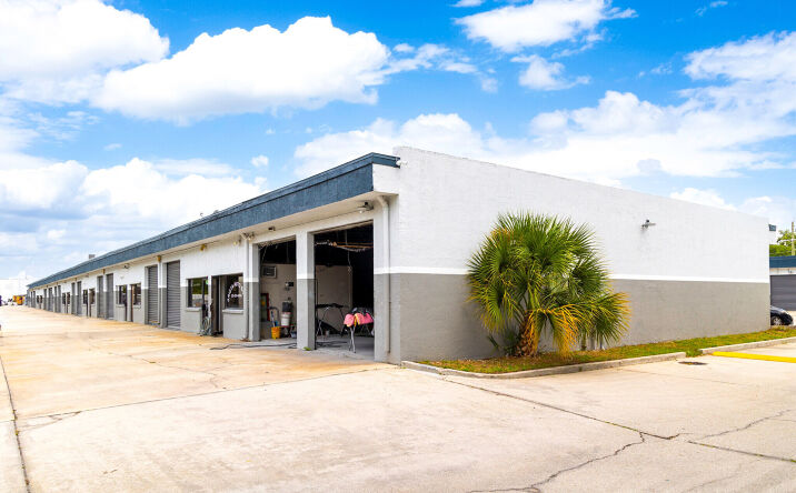 Pictures of Industrial property located at 4155 Dow Rd, Melbourne, FL 32934 for lease - image #1