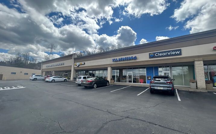 Pictures of Retail property located at 6750 Hollywood Blvd, Delmont, PA 15626 for lease - image #1