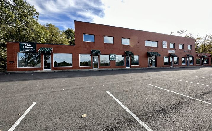Pictures of Retail, Office, Restaurant property located at 4400 Old William Penn Hwy, Monroeville, PA 15146 for lease - image #1