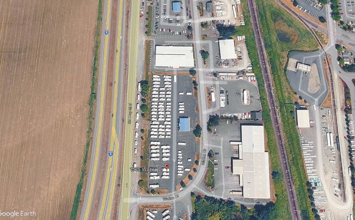 Pictures of Retail property located at 1535 Walton Dr, Burlington, WA 98233 for lease - image #1