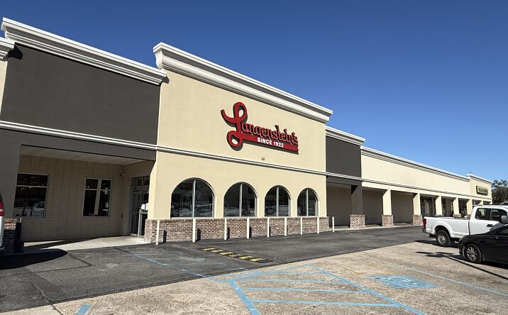 Pictures of Retail property located at 10009 Jefferson Hwy, River Ridge, LA 70123 for lease - image #1