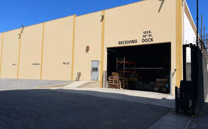 Pictures of Industrial property located at 123 E 35th St, Los Angeles, CA 90011 for lease - image #1