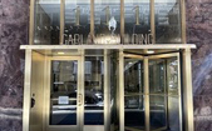 Pictures of Office property located at 111 N Wabash Ave, Chicago, IL 60602 for lease - image #1