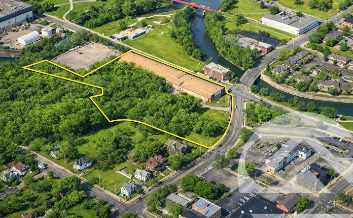 Pictures of Industrial property located at 501 W Kearsley St, Flint, MI 48503 for lease - image #1