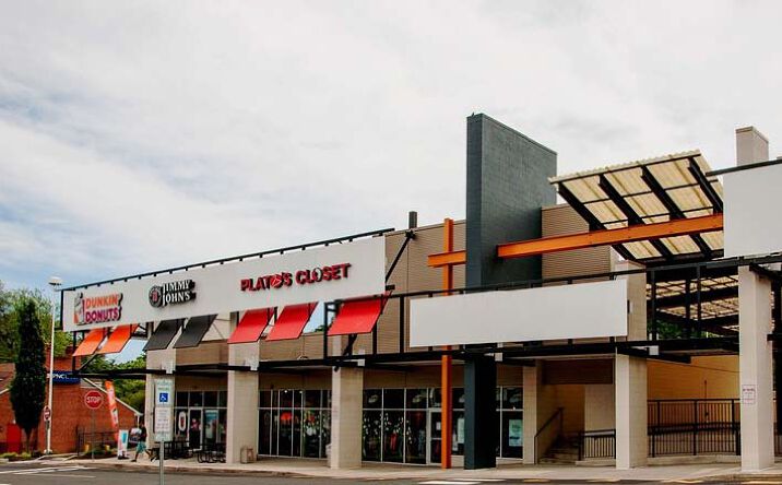 Pictures of Retail property located at 3642 Welsh Rd, Willow Grove, PA 19090 for lease - image #1