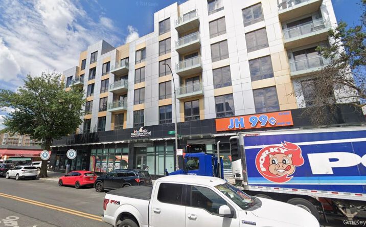 Pictures of Retail property located at 9501 37th Avenue CA, New York, NY 11372 for lease - image #1
