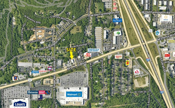 Pictures of Retail, Office property located at 2868 M.L.K. Jr Blvd, Fayetteville, AR 72701 for lease - image #1