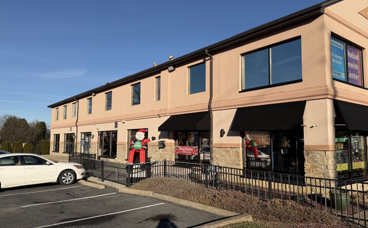 Pictures of Retail, Office property located at 5001 Carlisle Pike, Mechanicsburg, PA 17050 for lease - image #1
