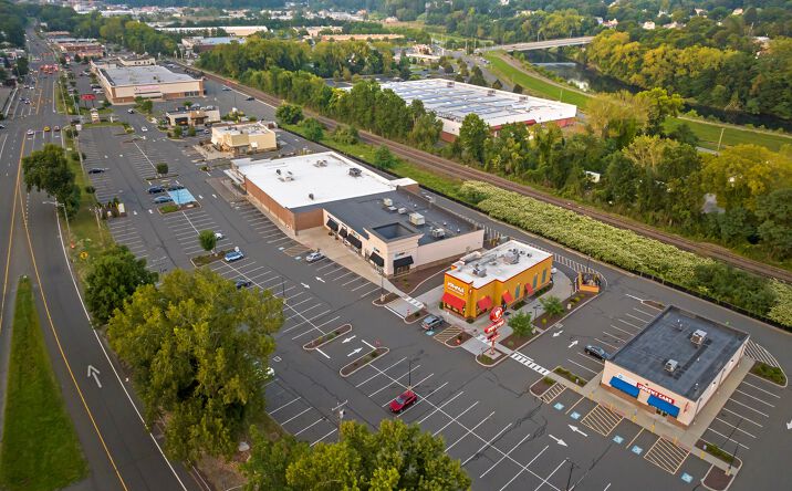 Pictures of Retail property located at 70-78 Pershing Dr, Derby, CT 06418 for lease - image #1