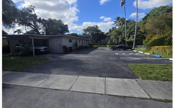 Pictures of Retail, Special Purpose, Office property located at 519 NW 23rd Ave, Fort Lauderdale, FL 33311 for lease - image #1