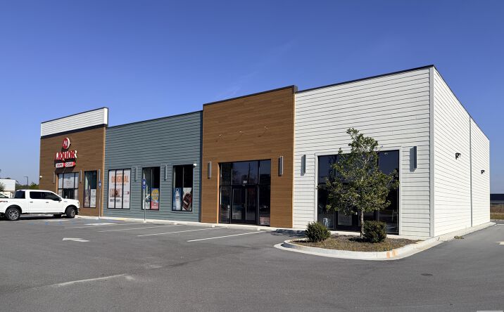 Pictures of Retail, Office property located at 745 McCall Rd, Springfield, GA 31329 for lease - image #1