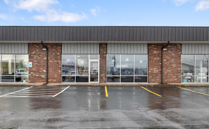 Pictures of Retail, Office property located at 1626 W Broadway Ave, Moses Lake, WA 98837 for lease - image #1