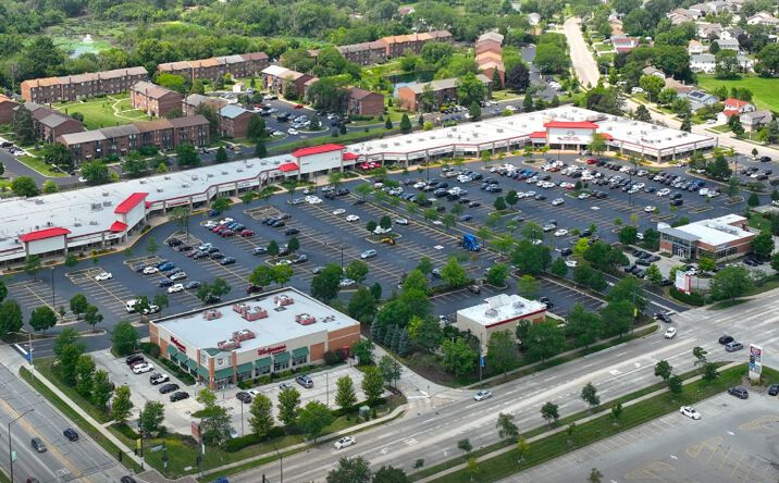Pictures of Retail property located at 1102 S Roselle Rd, Schaumburg, IL 60193 for lease - image #1