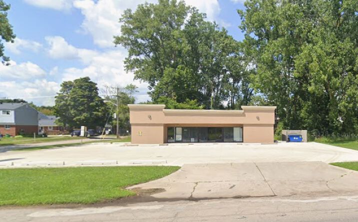 Pictures of Retail, Office property located at 8498 Wayne Rd, Romulus, MI 48174 for lease - image #1