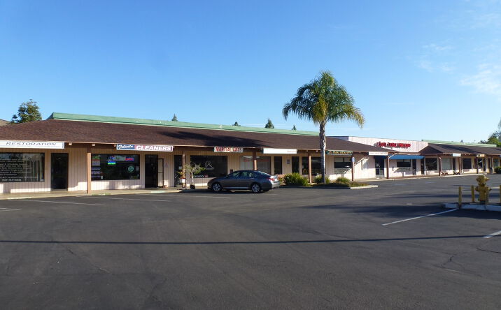Pictures of Retail, Office property located at 330 W Felicita Ave, Escondido, CA 92025 for lease - image #1