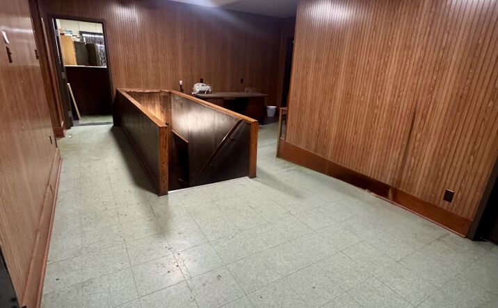 Pictures of Office, Retail, Industrial property located at 335 7th Ave, Huntington, WV 25701 for lease - image #1