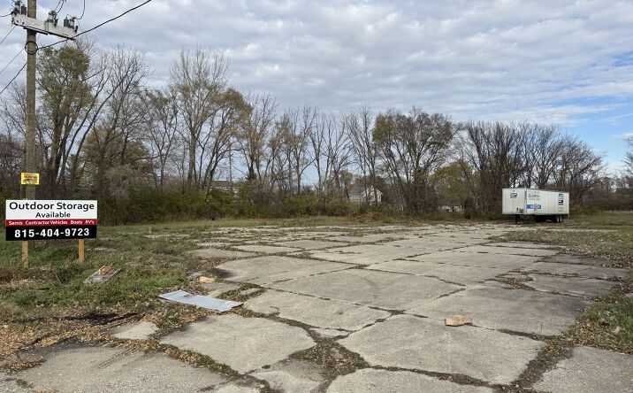 Pictures of Land, Special Purpose property located at 127 N Sponable St, Marengo, IL 60152 for lease - image #1