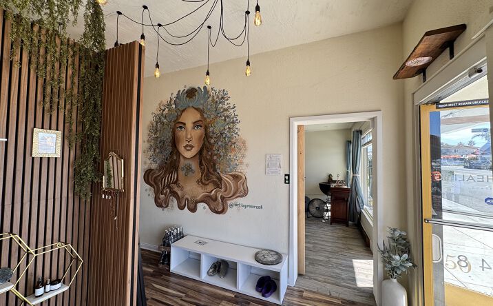Pictures of Retail, Office property located at 1848 S Coast Hwy, Laguna Beach, CA 92651 for lease - image #1