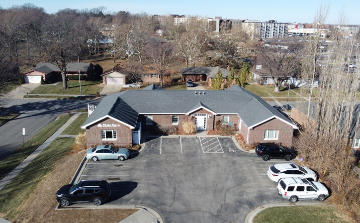 Pictures of Office property located at 6710 L St, Lincoln, NE 68510 for lease - image #1