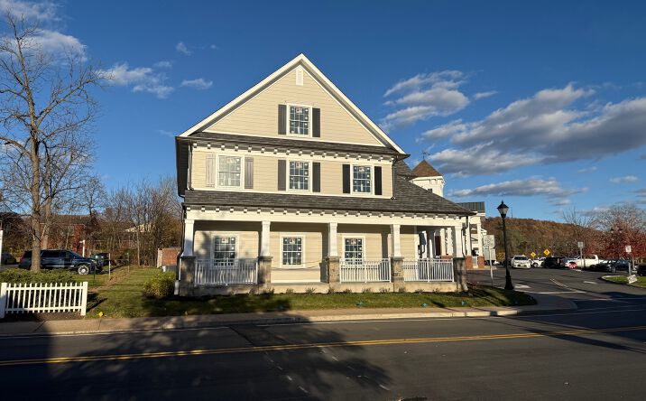 Pictures of Retail, Office property located at 75 Washington Valley Rd, Bedminster, NJ 07921 for lease - image #1
