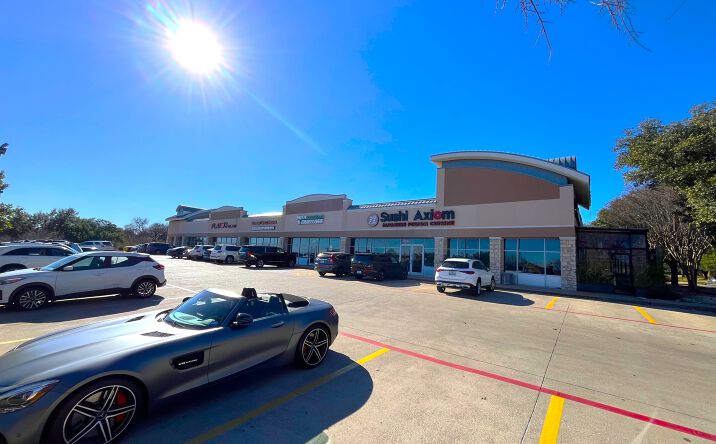 Pictures of Retail property located at 4625 Donnelly Ave, Fort Worth, TX 76107 for lease - image #1