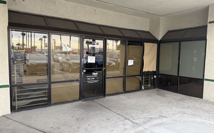 Pictures of Retail property located at 4850 W Flamingo Rd unit 14, Las Vegas, NV 89103 for lease - image #1