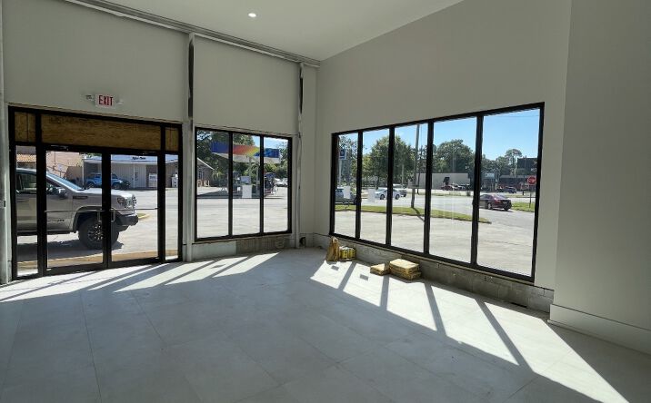 Pictures of Retail, Office property located at 2309 Skidaway Rd, Savannah, GA 31404 for lease - image #1