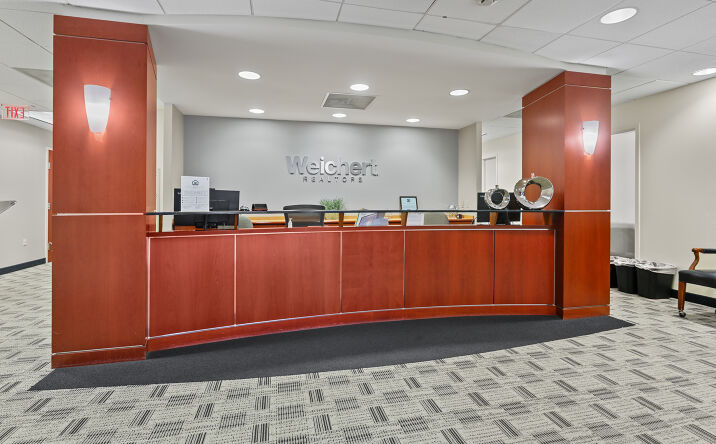 Pictures of Office property located at 5034 Wisconsin Ave NW, Washington, DC 20016 for lease - image #1
