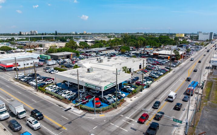 Pictures of Retail, Office, Special Purpose property located at 3199 NW 36th St, Miami, FL 33142 for lease - image #1