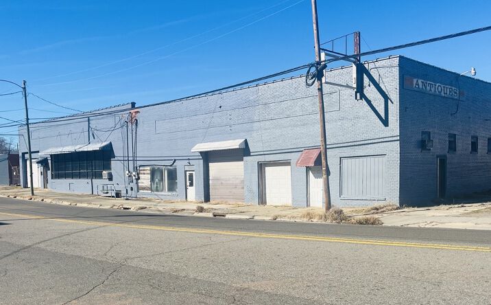 Pictures of Retail, Office, Industrial property located at 330-340 Wicker St, Sanford, NC 27330 for lease - image #1