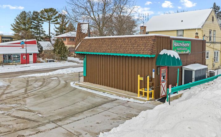 Pictures of Retail, Office property located at 403 E Main, Reedsburg, WI 53959 for lease - image #1