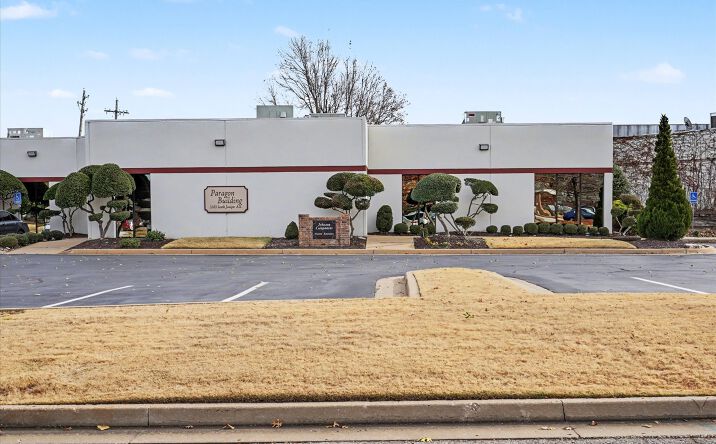 Pictures of Office property located at 3103 S Juniper Avenue, Broken Arrow, OK 74012 for lease - image #1