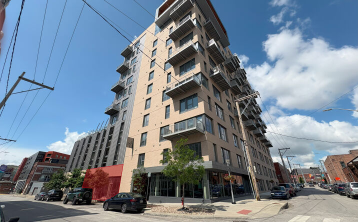 Pictures of Retail property located at 2108 Wyandotte St, Kansas City, MO 64108 for lease - image #1