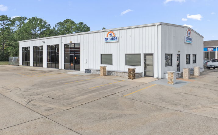 Pictures of Industrial property located at 18623 Kuykendahl Rd, Spring, TX 77379 for lease - image #1