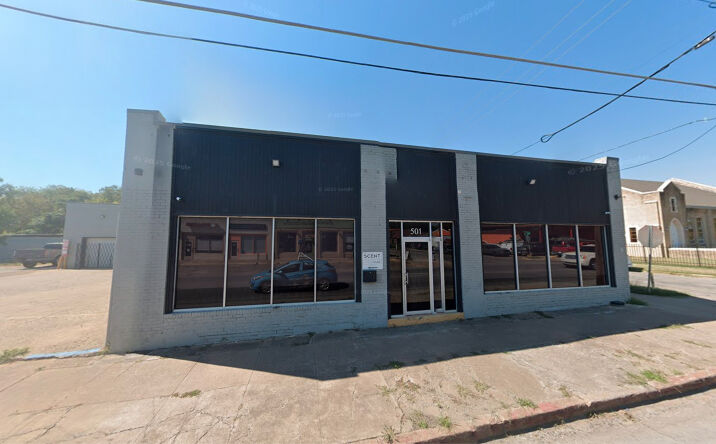 Pictures of Retail, Office, Industrial property located at 501 S Fitzhugh Ave, Dallas, TX 75223 for lease - image #1